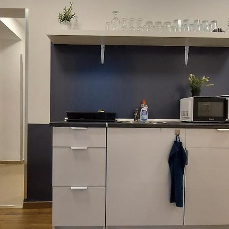 K21 Party Apartment Hotel With Inhouse Ruin Pub Budapest Exterior foto